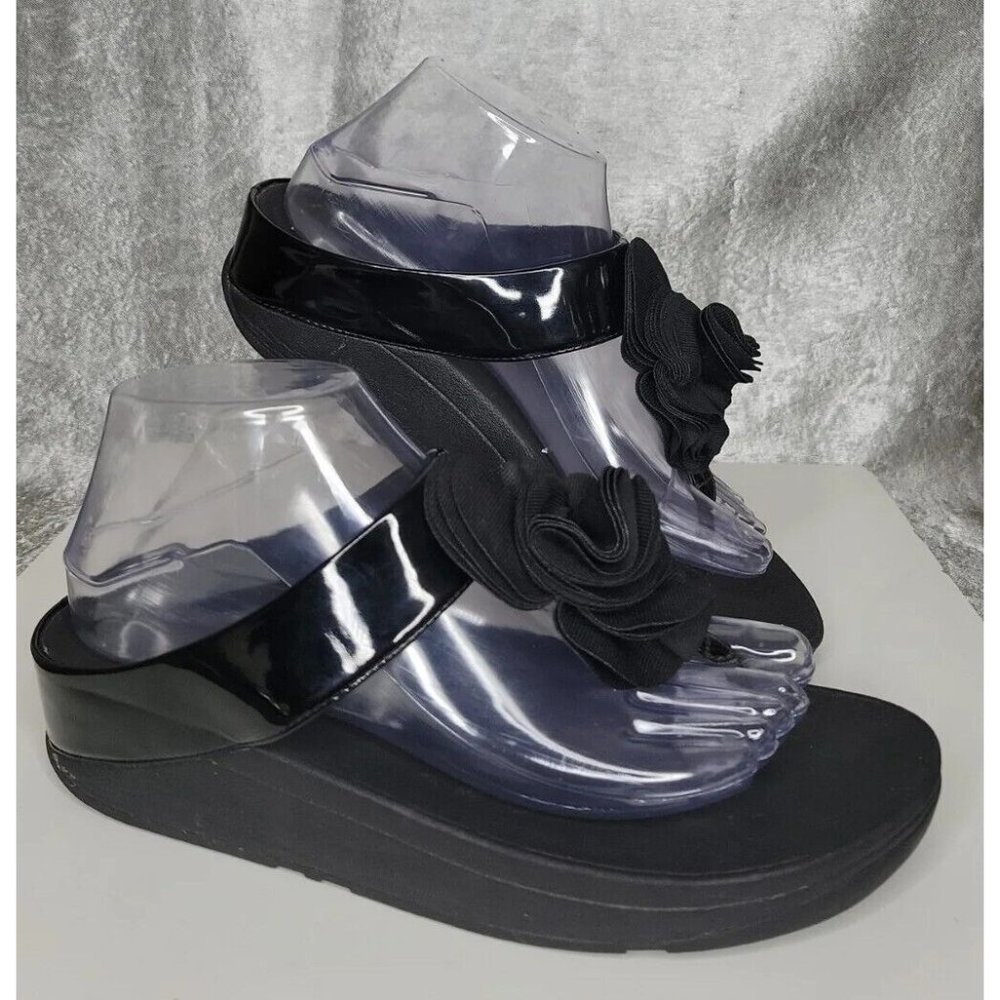 Fitflop Black Patent Wedge Florrie Toe Post Flower Decor Shoe Women’s Size 8 GUC